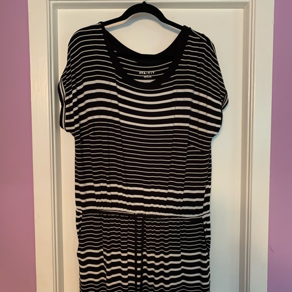 Ava & Viv black and white maxi dress - Picture 2 of 3